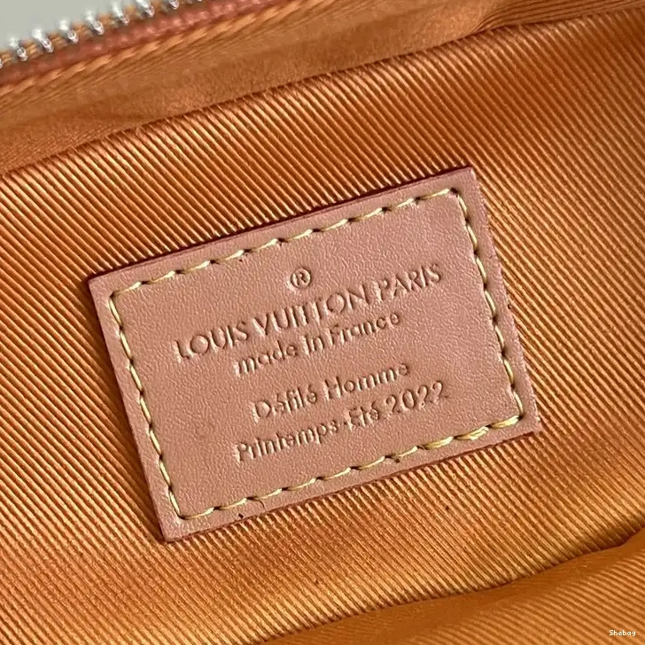 LV 2204YA0096 Bag 0808